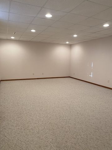 35 Madison Circle 0, Davenport, IA 52806
