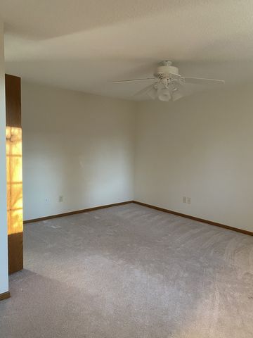 35 Madison Circle 0, Davenport, IA 52806