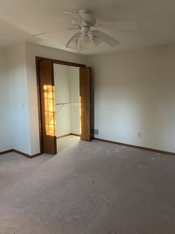 35 Madison Circle 0, Davenport, IA 52806