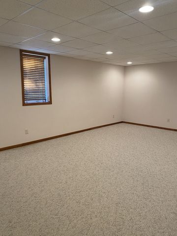 35 Madison Circle 0, Davenport, IA 52806