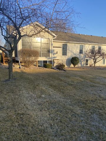 35 Madison Circle 0, Davenport, IA 52806