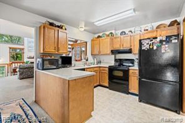 6605 Flushing Road, Flushing, MI 48433