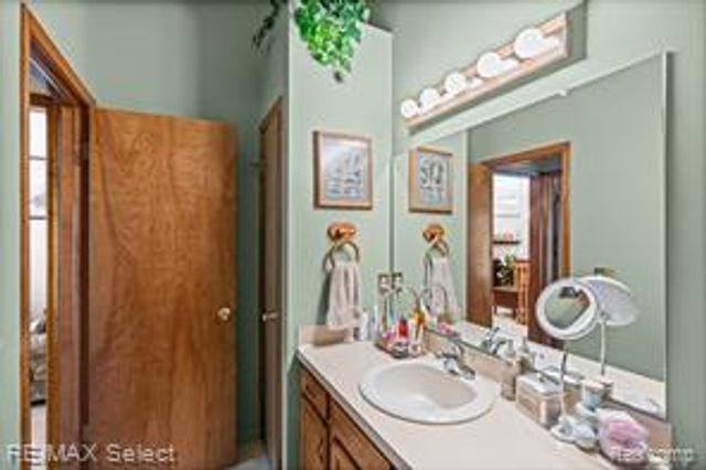 6605 Flushing Road, Flushing, MI 48433