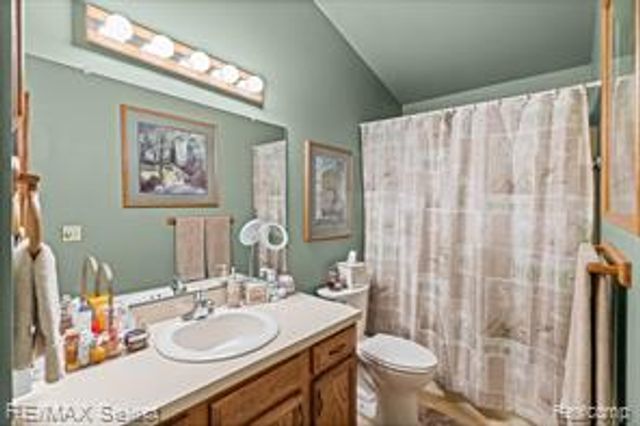 6605 Flushing Road, Flushing, MI 48433