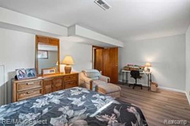 6605 Flushing Road, Flushing, MI 48433