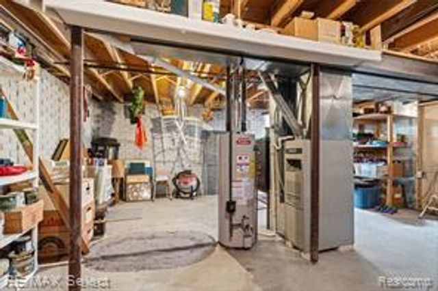 6605 Flushing Road, Flushing, MI 48433