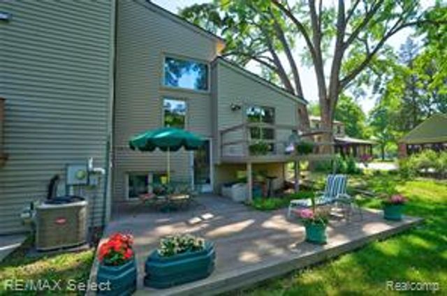 6605 Flushing Road, Flushing, MI 48433