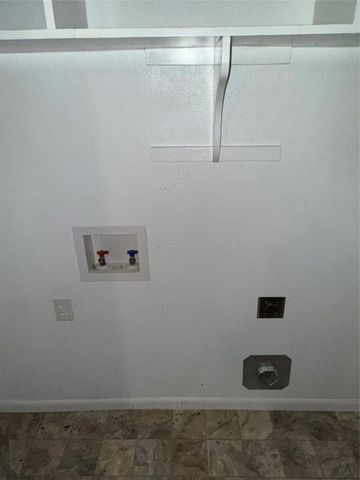 12039 Schroeder Road, Dallas, TX 75243