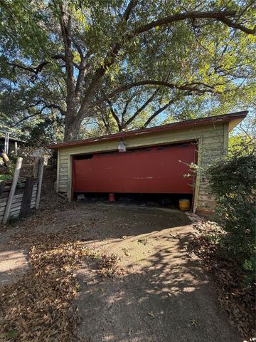 12039 Schroeder Road, Dallas, TX 75243