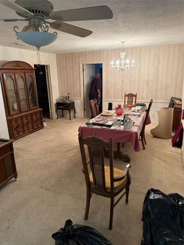 12039 Schroeder Road, Dallas, TX 75243