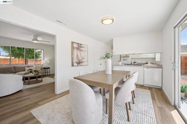 8231 Cardiff Dr, Dublin, CA 94568