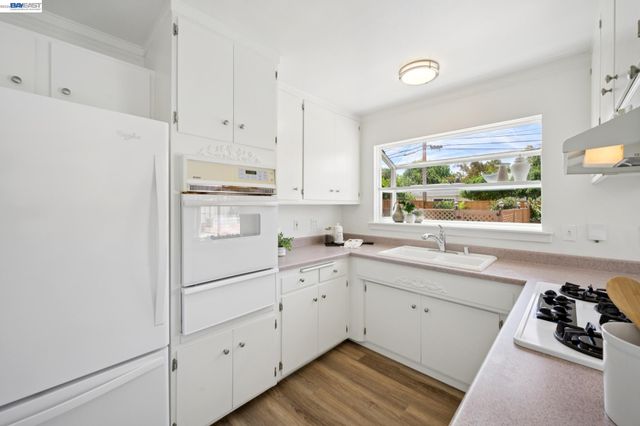 8231 Cardiff Dr, Dublin, CA 94568