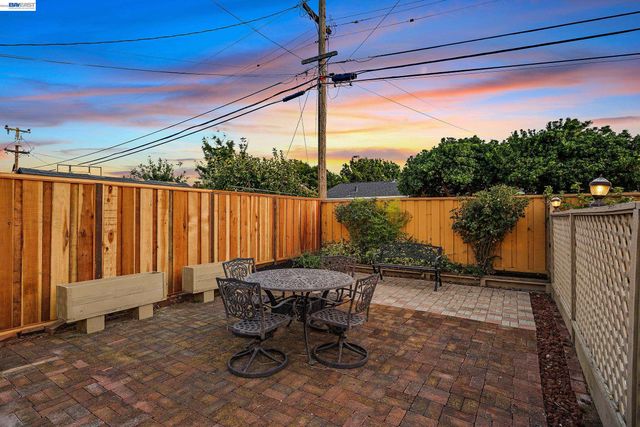 8231 Cardiff Dr, Dublin, CA 94568