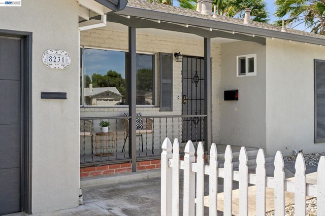 8231 Cardiff Dr, Dublin, CA 94568