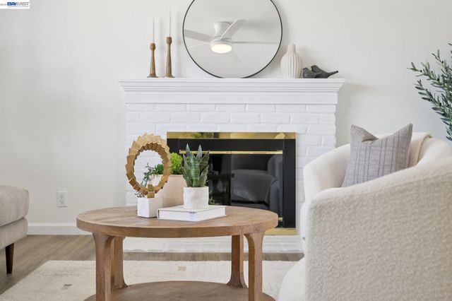 8231 Cardiff Dr, Dublin, CA 94568