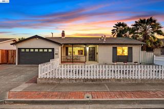 8231 Cardiff Dr, Dublin, CA 94568