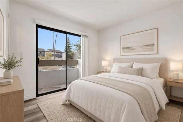 19620 Sherman Way Unit 1, Reseda, CA 91335