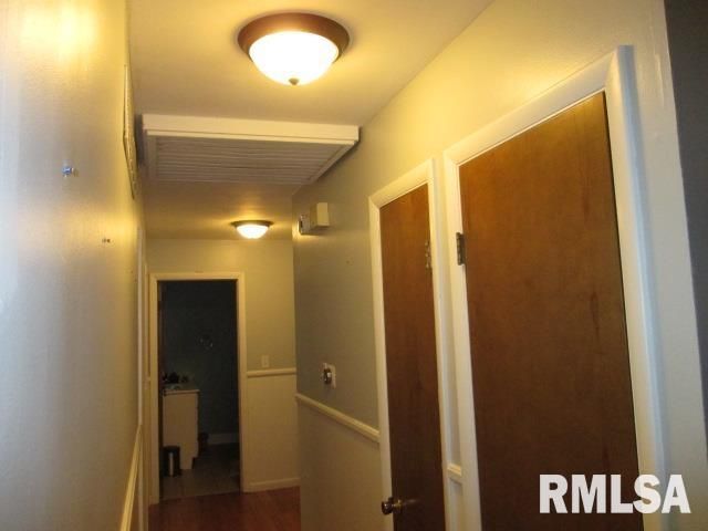 7120 N MANNING Drive, Peoria, IL 61614