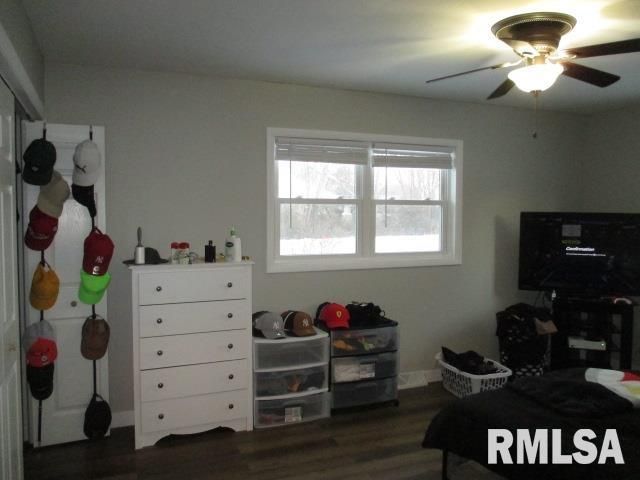 7120 N MANNING Drive, Peoria, IL 61614