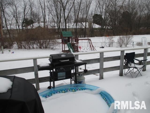 7120 N MANNING Drive, Peoria, IL 61614