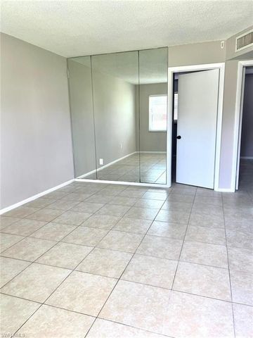 3325 Airport RD N # L2, Naples, FL 34105