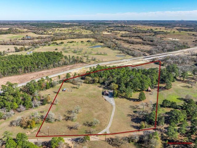 414 Giese Lane, Warda, TX 78960