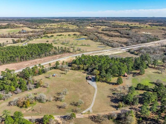 414 Giese Lane, Warda, TX 78960