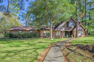 414 Giese Lane, Warda, TX 78960