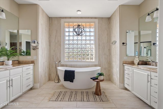 5643 E RANCHO TIERRA Drive, Cave Creek, AZ 85331