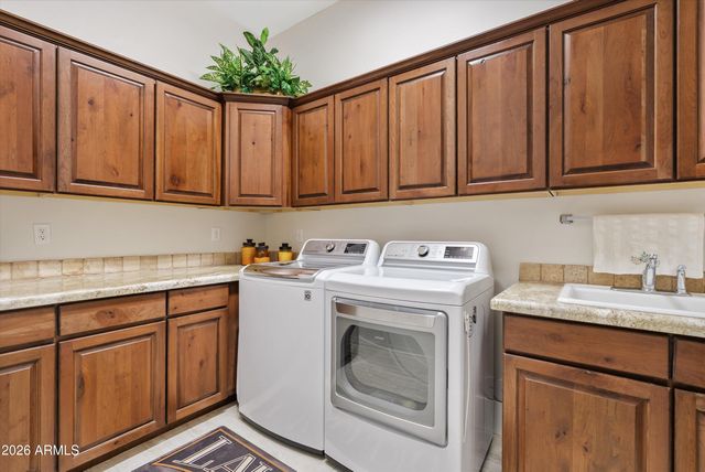 5643 E RANCHO TIERRA Drive, Cave Creek, AZ 85331