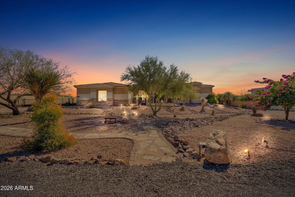 5643 E RANCHO TIERRA Drive, Cave Creek, AZ 85331