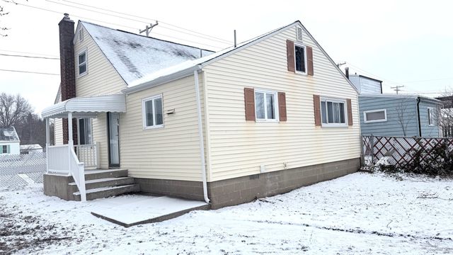 3932 W 12TH Street, Erie, PA 16505