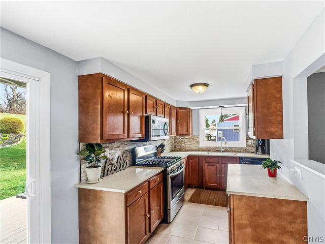 4422 Outlook Drive, Onondaga, NY 13215