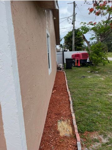 4575 Curtis Avenue, Lake Worth, FL 33463