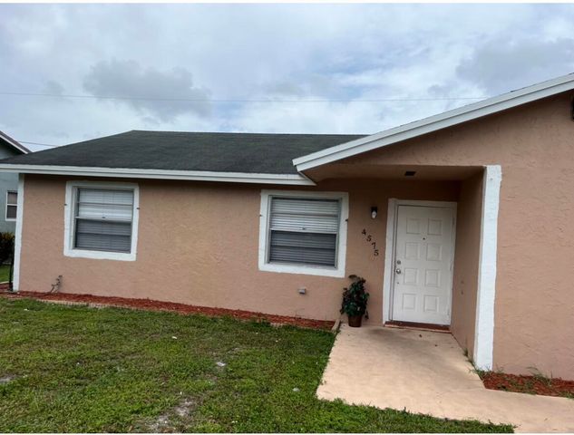 4575 Curtis Avenue, Lake Worth, FL 33463
