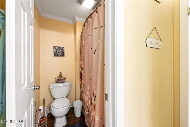 203 Golf Hill Lane, Lafollette, TN 37766