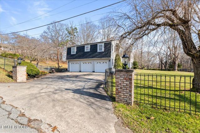 203 Golf Hill Lane, Lafollette, TN 37766