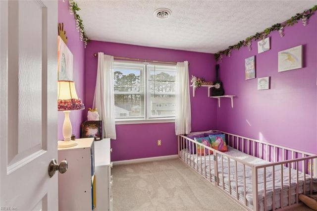 8 El Dorado CT, Hampton, VA 23669