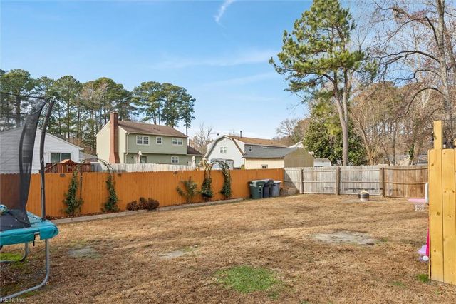 8 El Dorado CT, Hampton, VA 23669