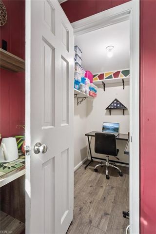 8 El Dorado CT, Hampton, VA 23669