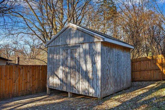 W10821 E Harmony Drive, Lodi, WI 53555