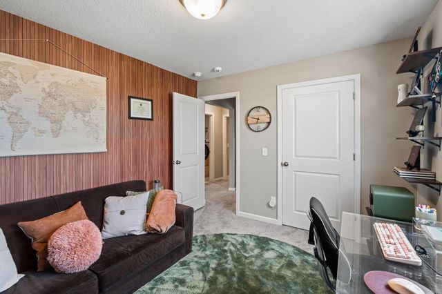 6884 101st Street S, Cottage Grove, MN 55016