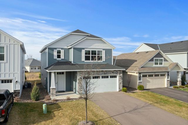 6884 101st Street S, Cottage Grove, MN 55016