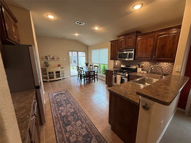 2625 Bretton Wood Drive, Fort Worth, TX 76244