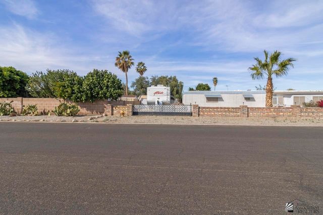 11258 S Prickly Pear Ln, Yuma, AZ 85365