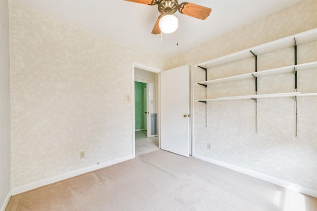 1025 24th Avenue N, Texas City, TX 77590