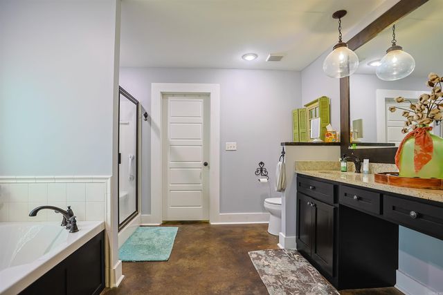 688 County Road 461, Jonesboro, AR 72404