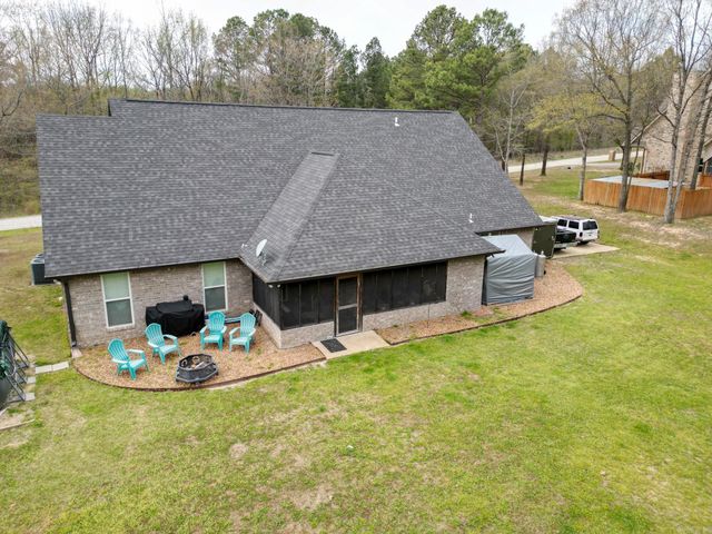 688 County Road 461, Jonesboro, AR 72404