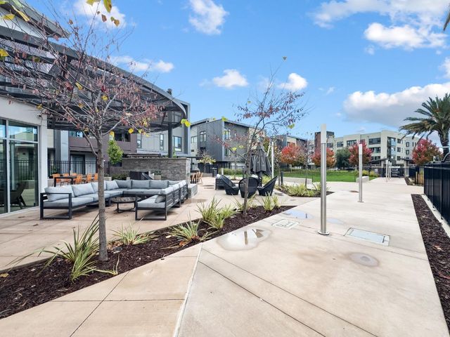 3713 Vision Common 1007, Fremont, CA 94538