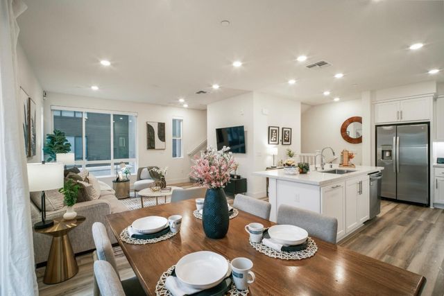 3713 Vision Common 1007, Fremont, CA 94538